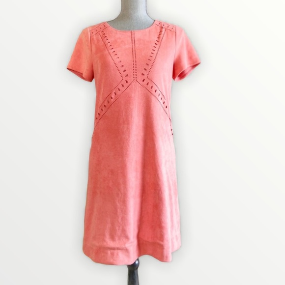 Design Lab Lord & Taylor Dresses & Skirts - 2/$25💞 Peach faux suede eyelet shift dress